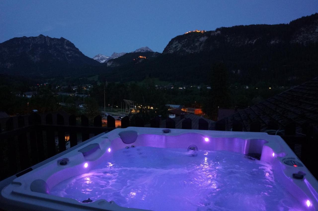 SHERPA HAUS Ferienwohnung am Hahnenkamm,Reutte Höfen Exterior foto