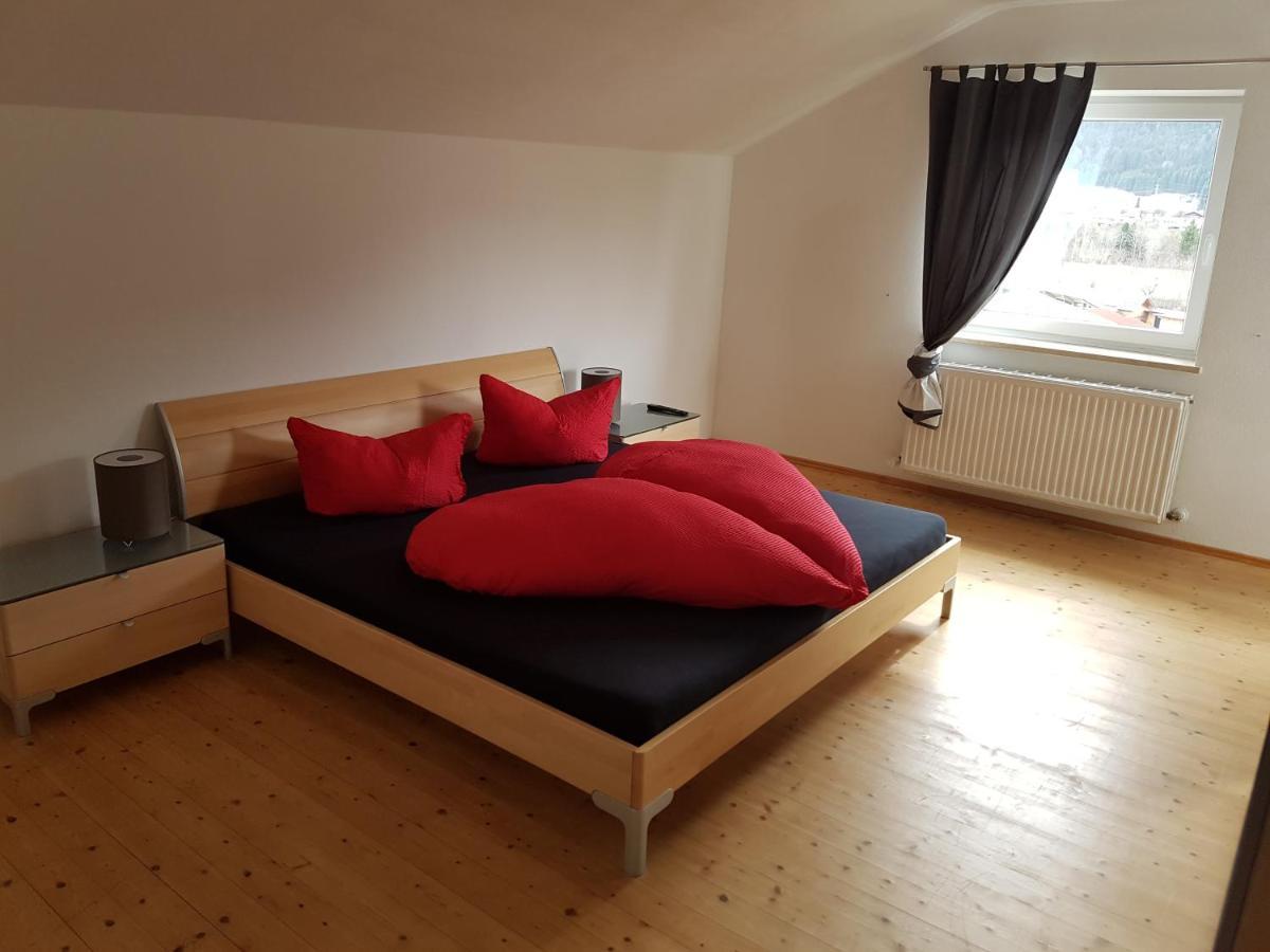 SHERPA HAUS Ferienwohnung am Hahnenkamm,Reutte Höfen Exterior foto